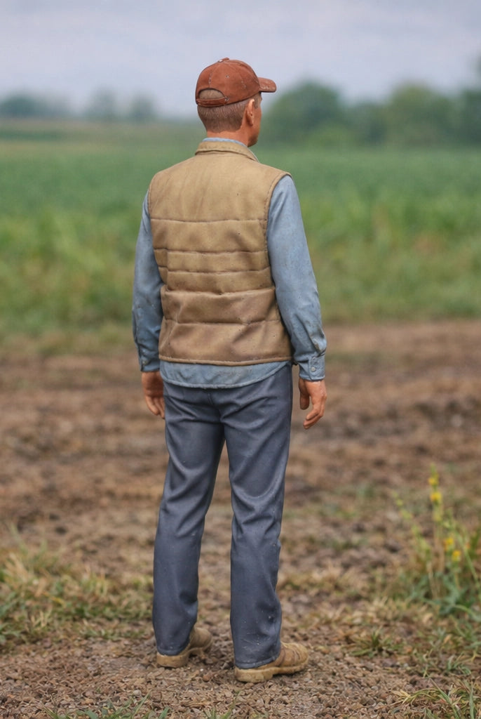 Seasoned Farm Hand | Grey Resin Farm Diorama Figurine