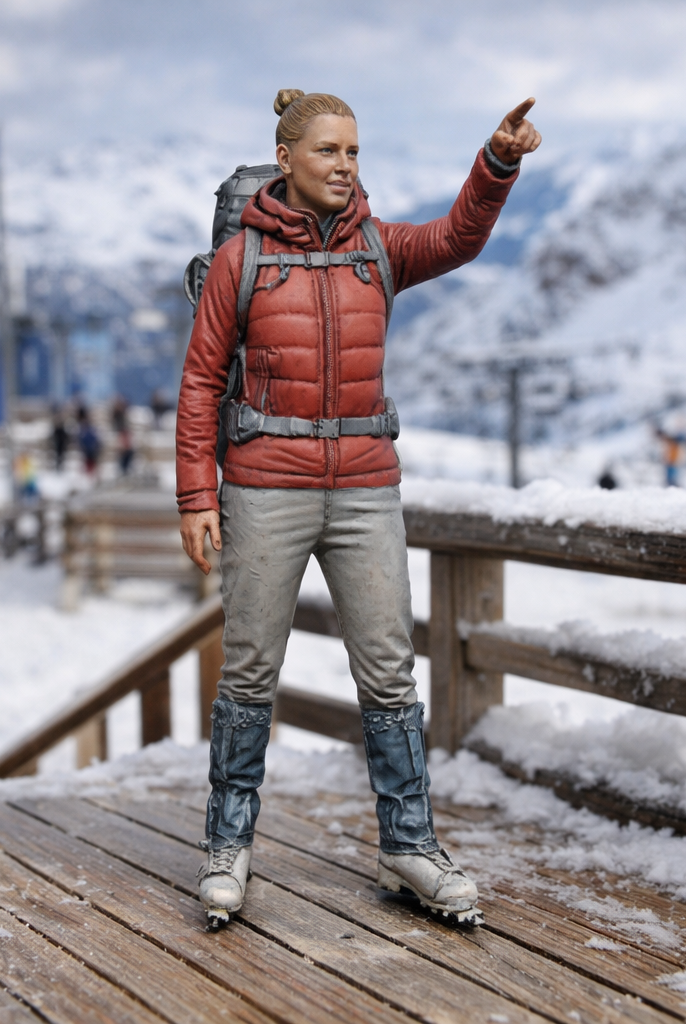Elite Mountain Guide Pointing to Summit | Resin Figurine