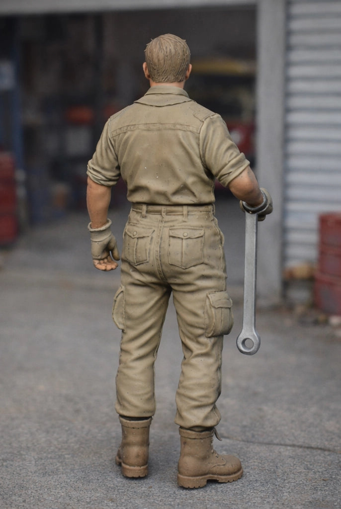 Master Garage Mechanic | Resin Figurine