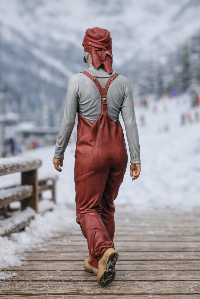 Pro Alpine Specialist in Heavy-Duty Salopettes | Resin Figurine