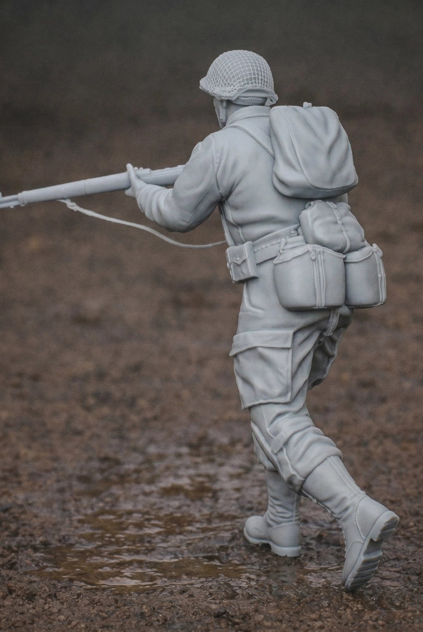WWII Airborne Paratrooper | Grey Resin Diorama Figurine