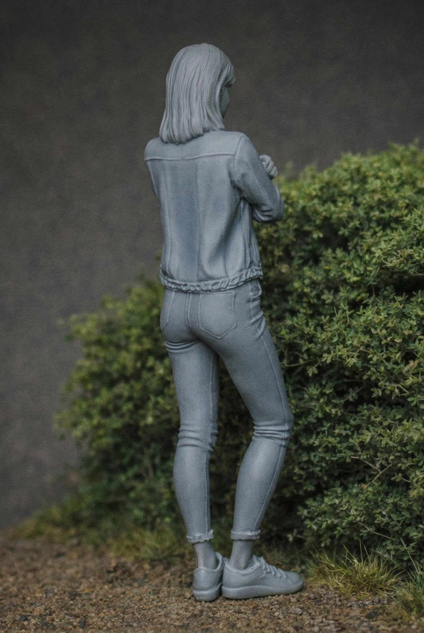 Casual Spectating Race Fan | Grey Resin Slot Car Diorama Figurine