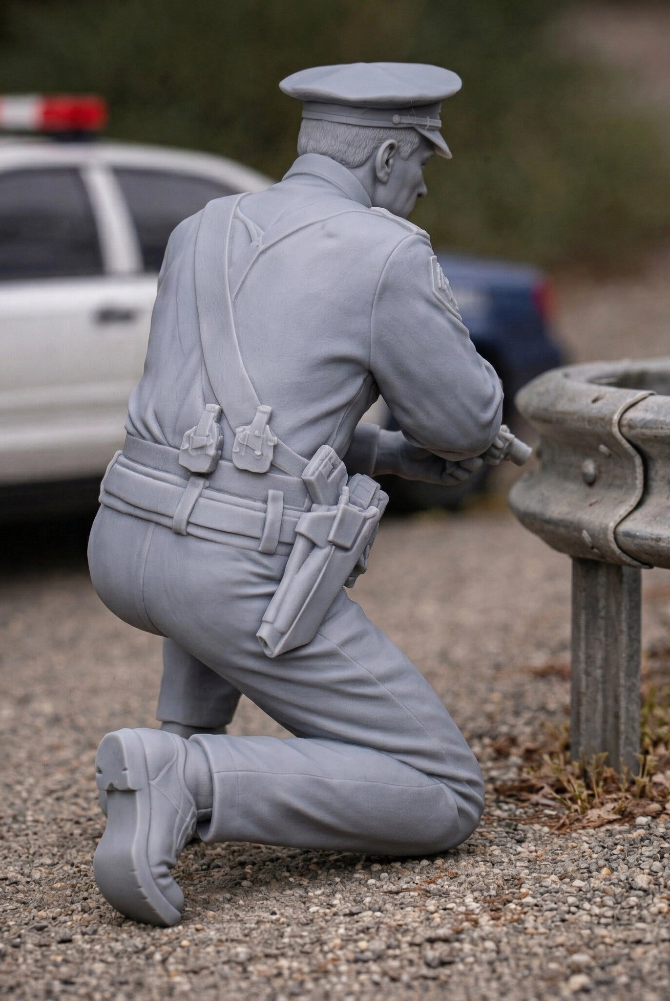 Tactical Response Police Officer | Grey Resin Generic Diorama Figurine