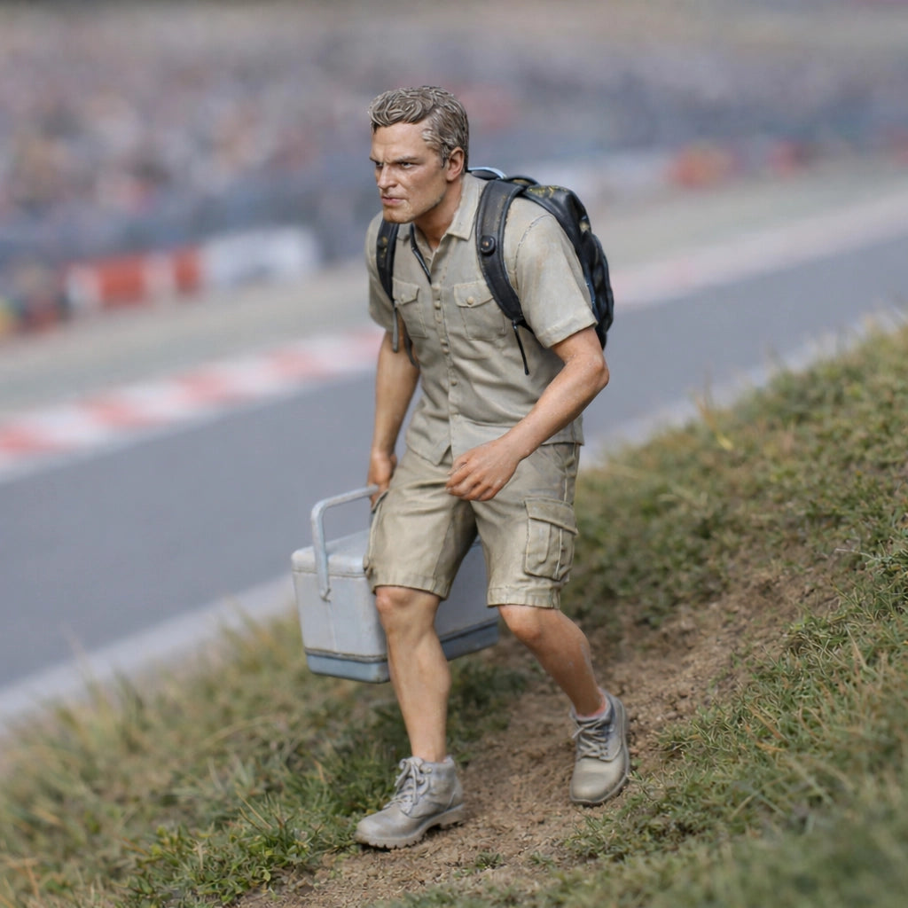 Die-Hard Spectator with Cool Box | Grey Resin Slot Car Diorama Figurine