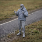 Encouraging Spectator | Resin Diorama Figurine